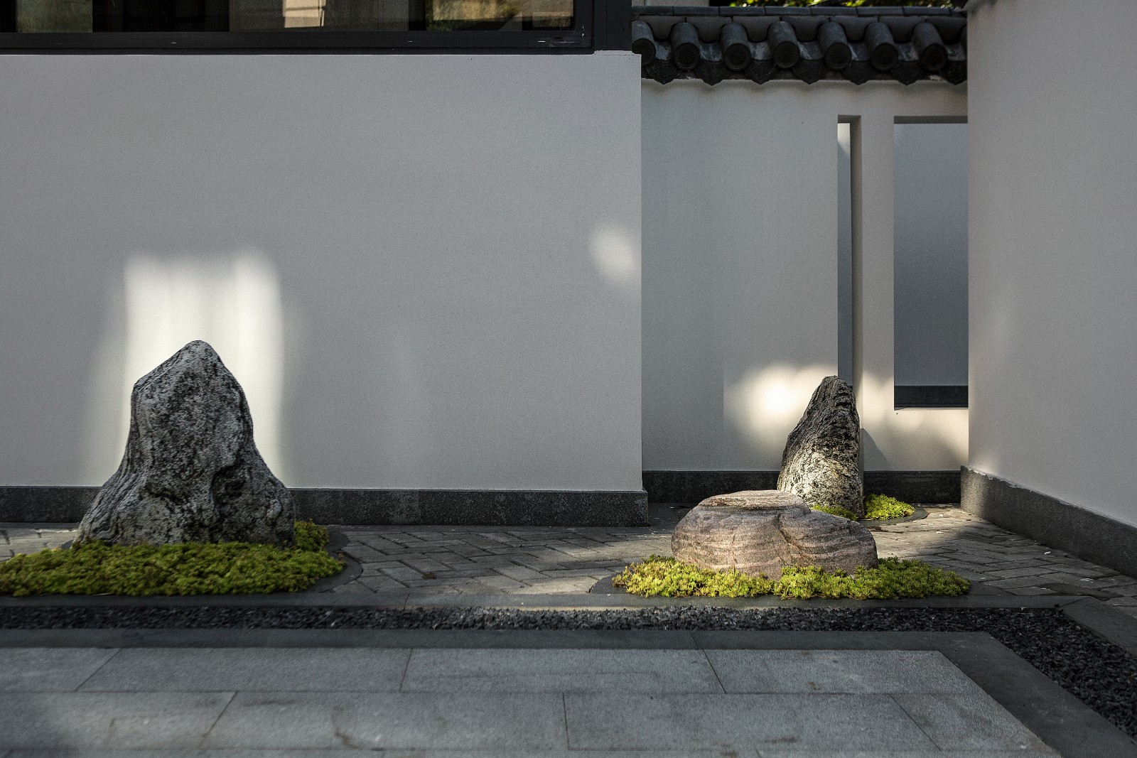 金輝淮安十六山房32#101庭院實景案例.jpg